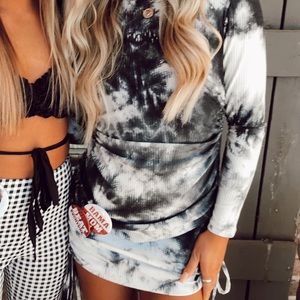 Gray and white tie dye dress